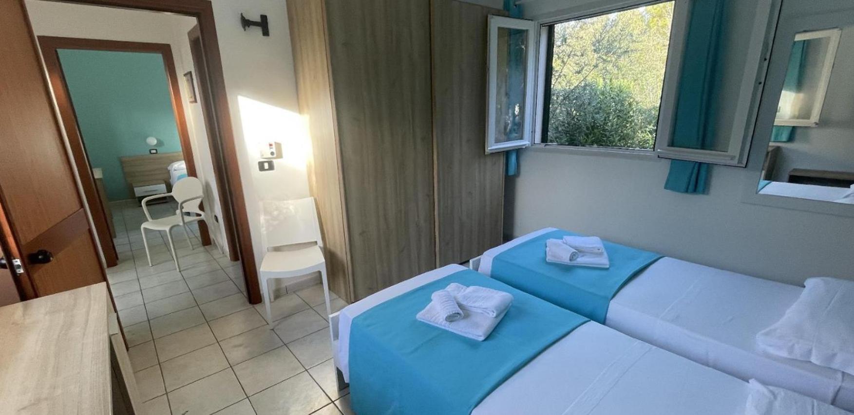 Hotel Dei Bizantini & Villaggio Campo Dei Messapi San Pietro in Bevagna Bagian luar foto
